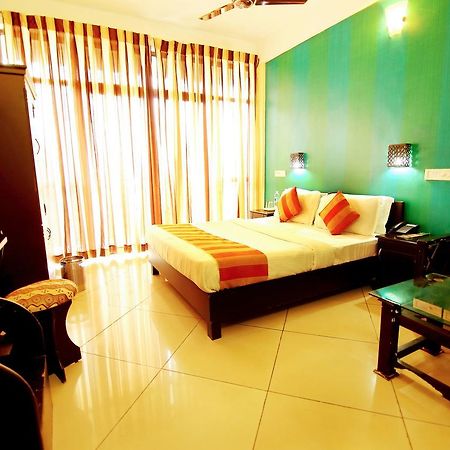 The Edge Hotel Munnar Exterior photo