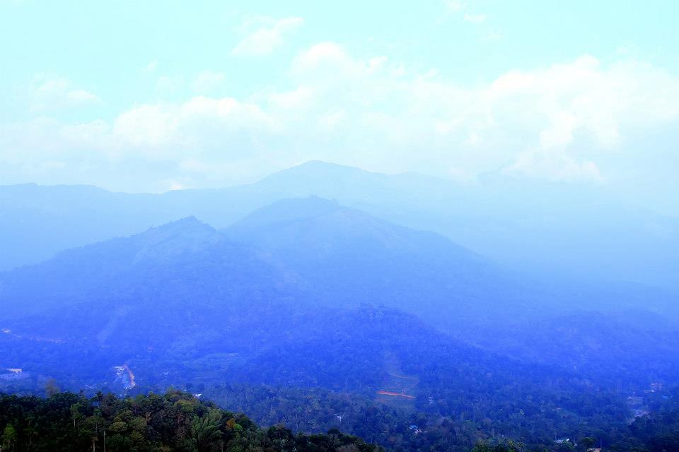 The Edge Hotel Munnar Exterior photo