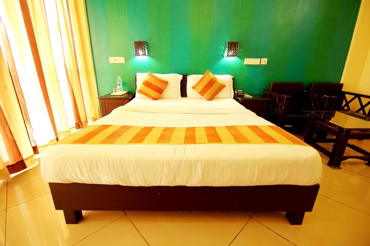 The Edge Hotel Munnar Exterior photo