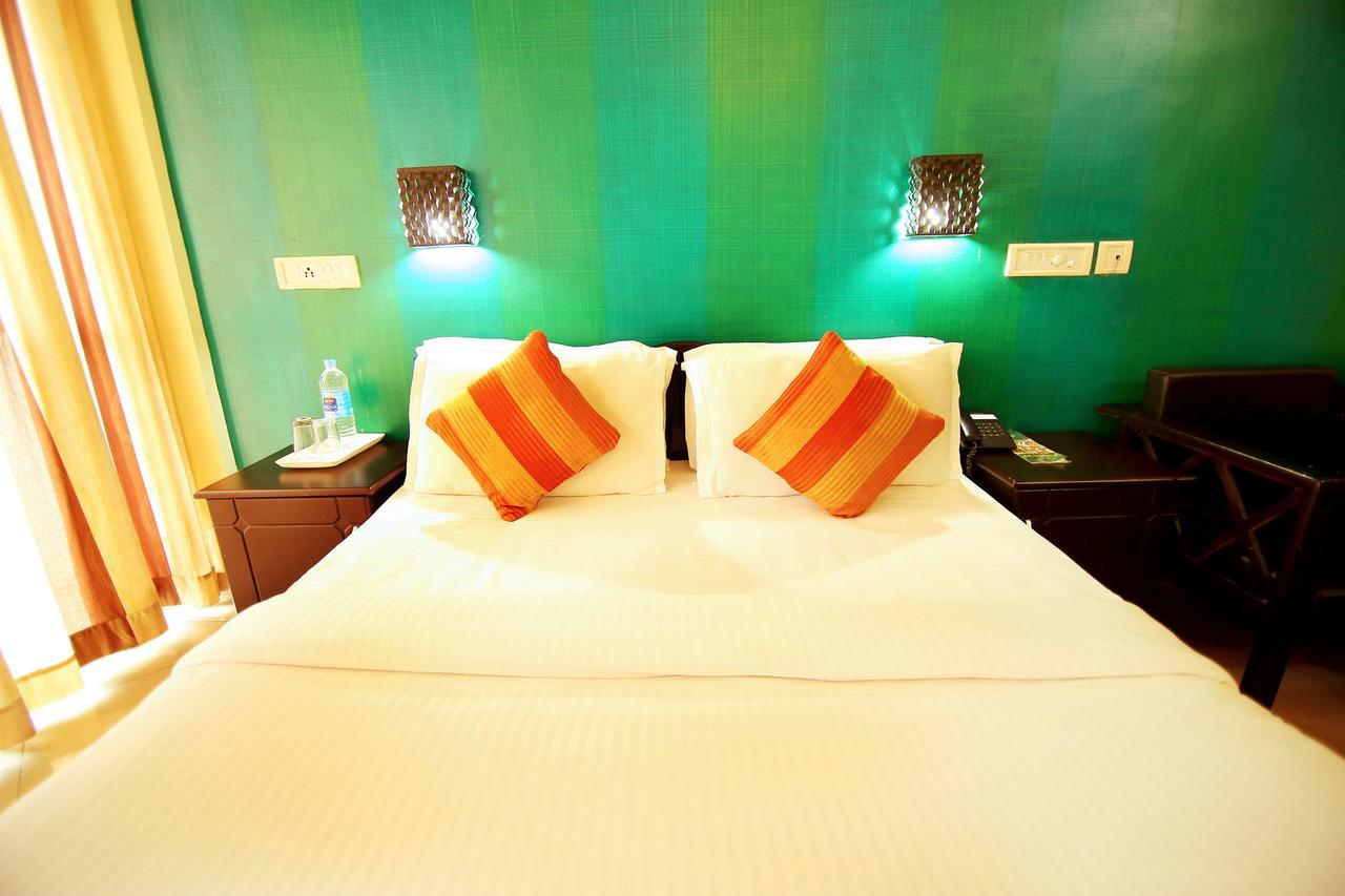 The Edge Hotel Munnar Exterior photo
