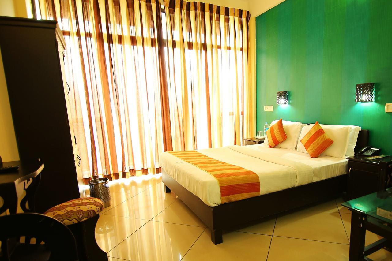 The Edge Hotel Munnar Exterior photo
